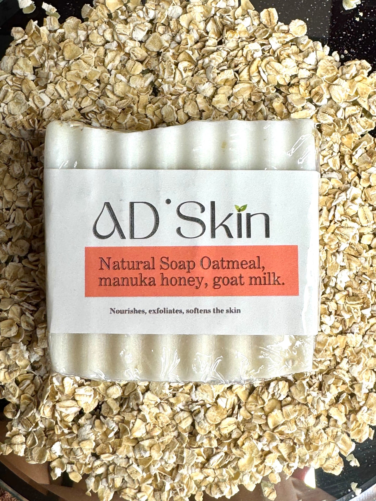 Natural Soap Oatmeal, Manuka honey,Goat milk & Colloidal oat